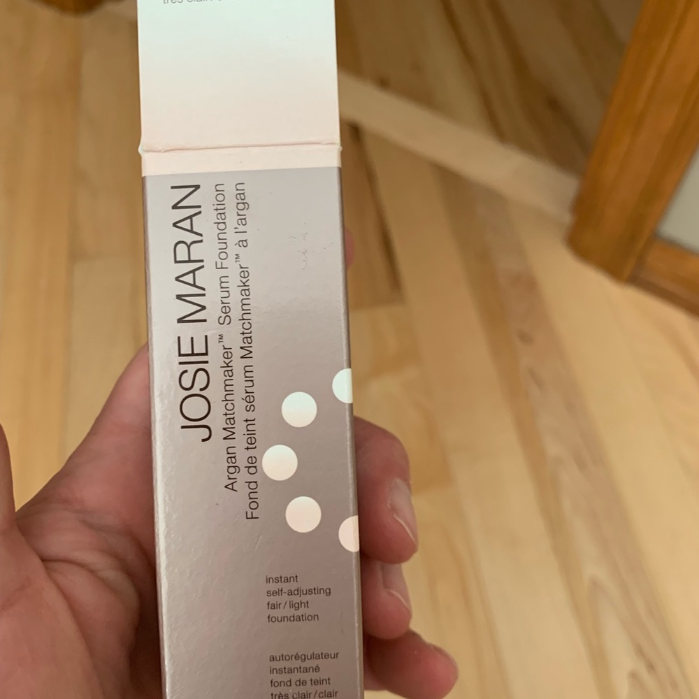 Josie Maran skin tint